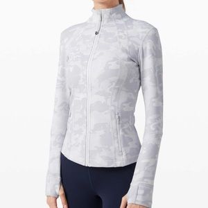 Lulu Lemon Define jacket in camo alpine white multi, size 6